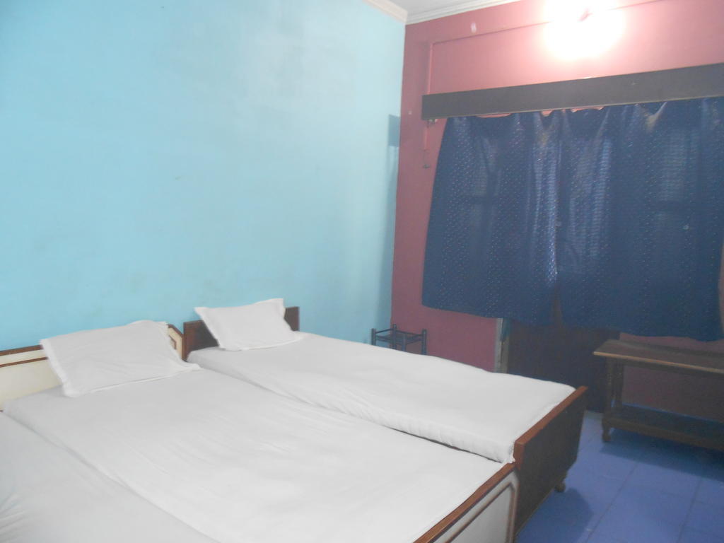 Hotel Sonmony Βαρανάσι Δωμάτιο φωτογραφία